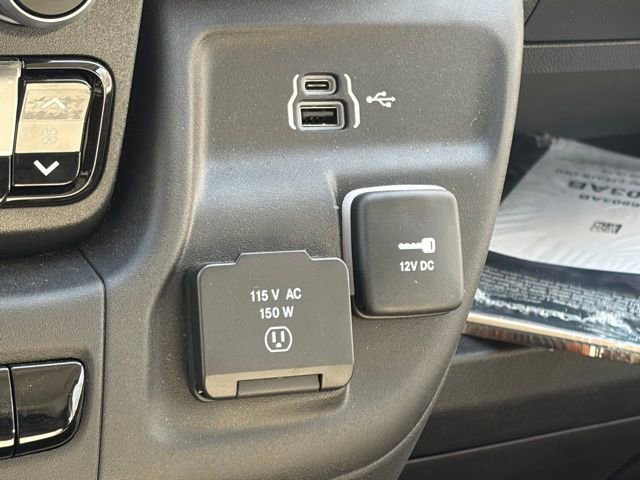 Used 2024 RAM ProMaster 3500 w/ Power Group image 21