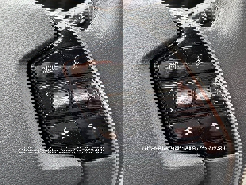 Used 2023 Kia Niro EX Touring image 36