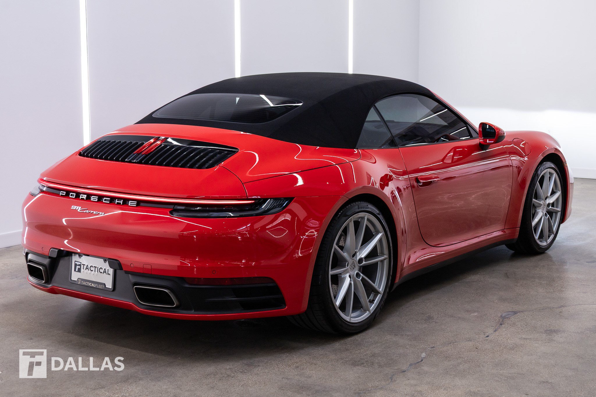 Used 2022 Porsche 911 Carrera RWD image 11