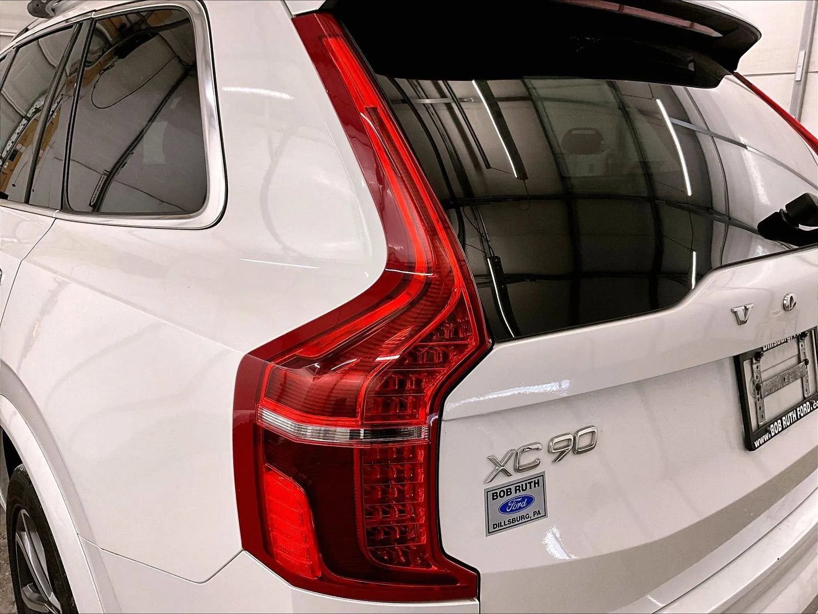 Used 2017 Volvo XC90 T6 Momentum w/ Vision Package AWD/4WD image 29