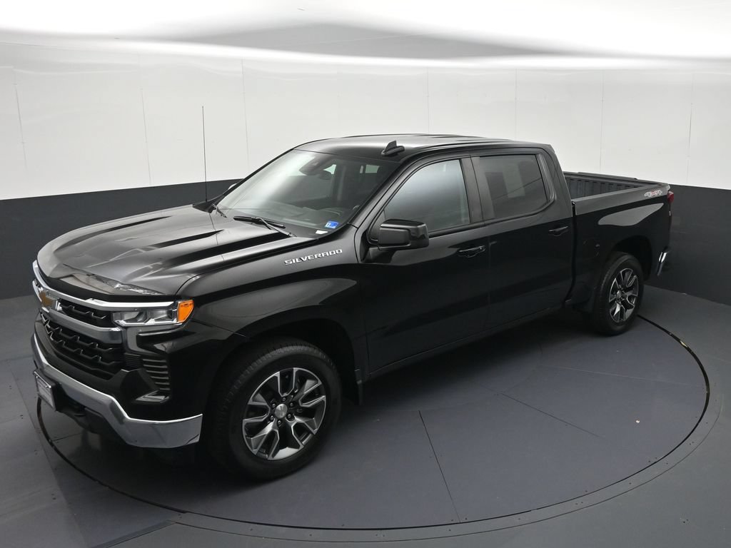 Used 2023 Chevrolet Silverado 1500 LT AWD/4WD image 23