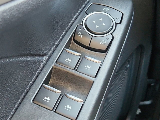 Used 2021 Ford Escape SE image 20