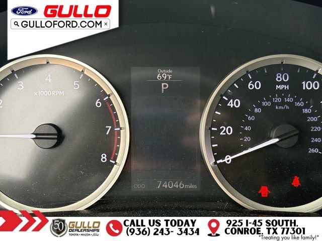 Used 2016 Lexus IS 200t RWD image 24