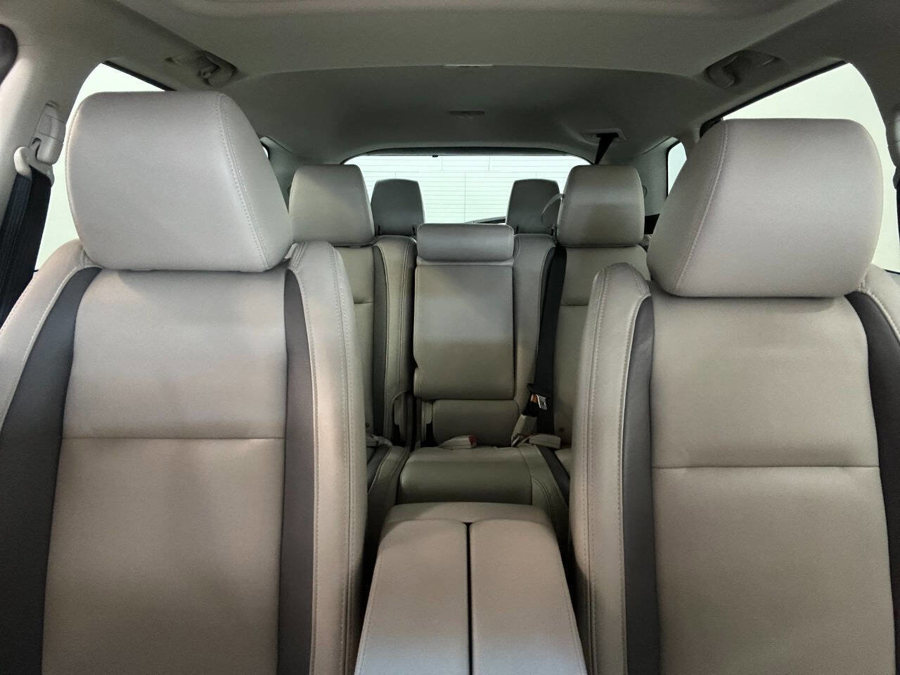 Used 2012 MAZDA CX-9 Touring w/ Moonroof & Bose Audio Pkg image 12