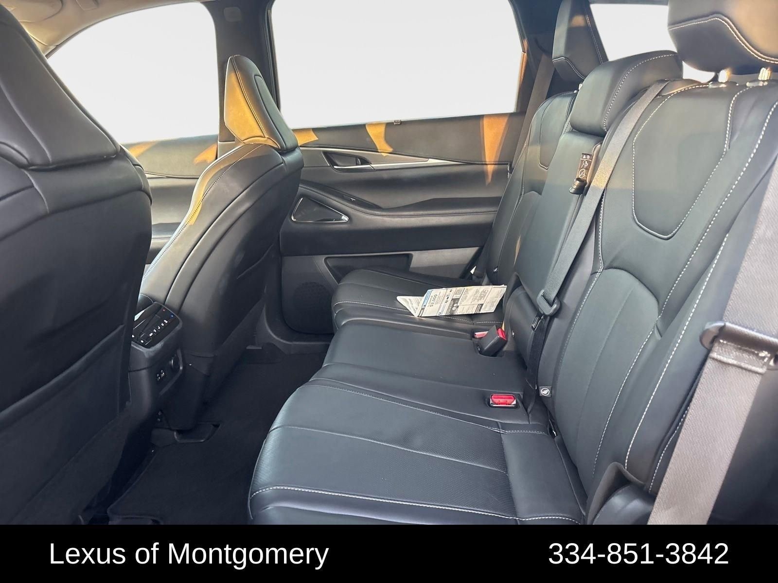 Used 2022 INFINITI QX60 Luxe w/ Performance Audio Package image 25