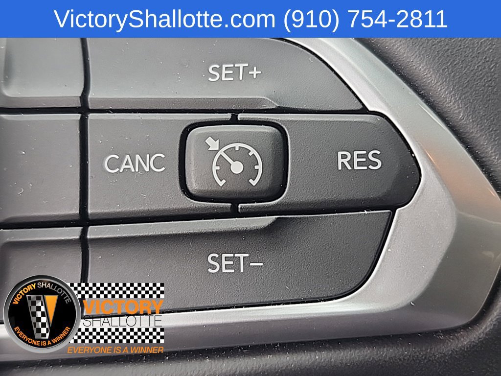 Used 2022 Jeep Compass Latitude w/ Sun and Sound Group AWD/4WD image 13