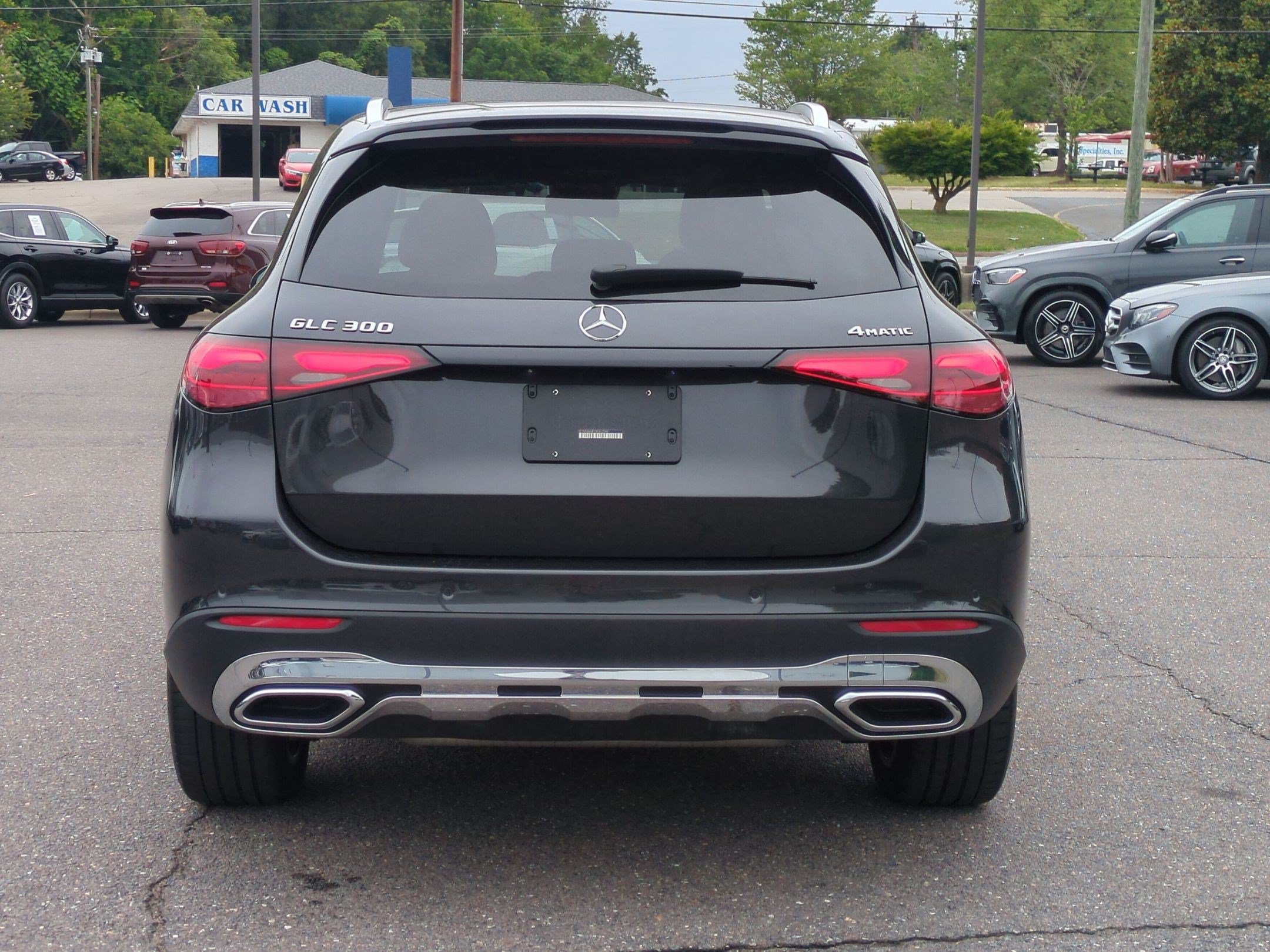Certified 2025 Mercedes-Benz GLC 300 4MATIC image 4