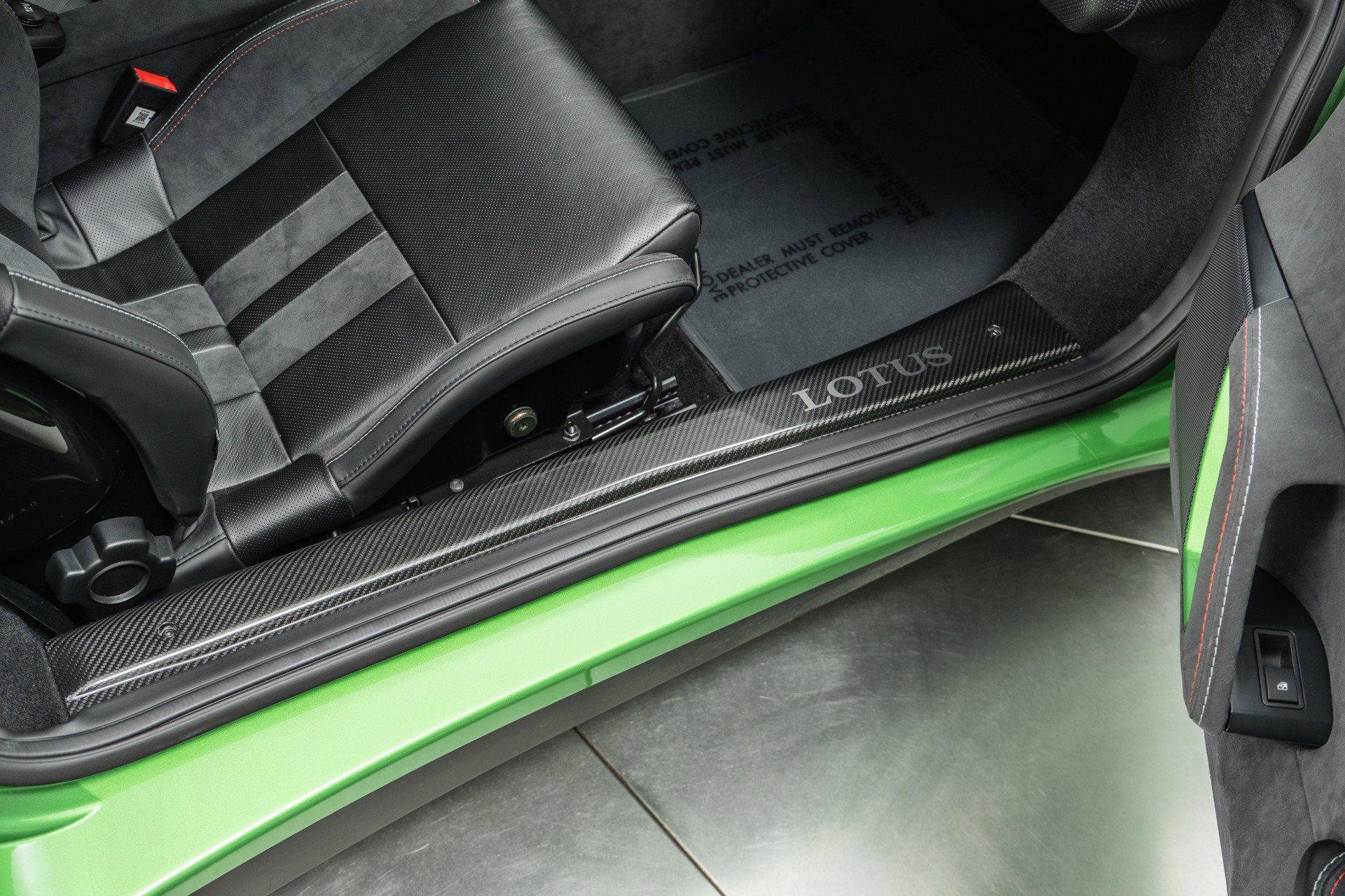 Used 2021 Lotus Evora image 31