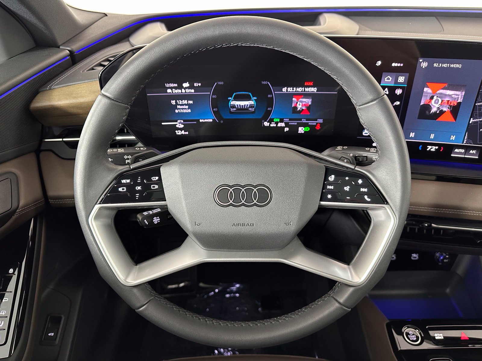 Used 2025 Audi Q6 e-tron Premium Plus w/ Premium Plus AWD/4WD image 8