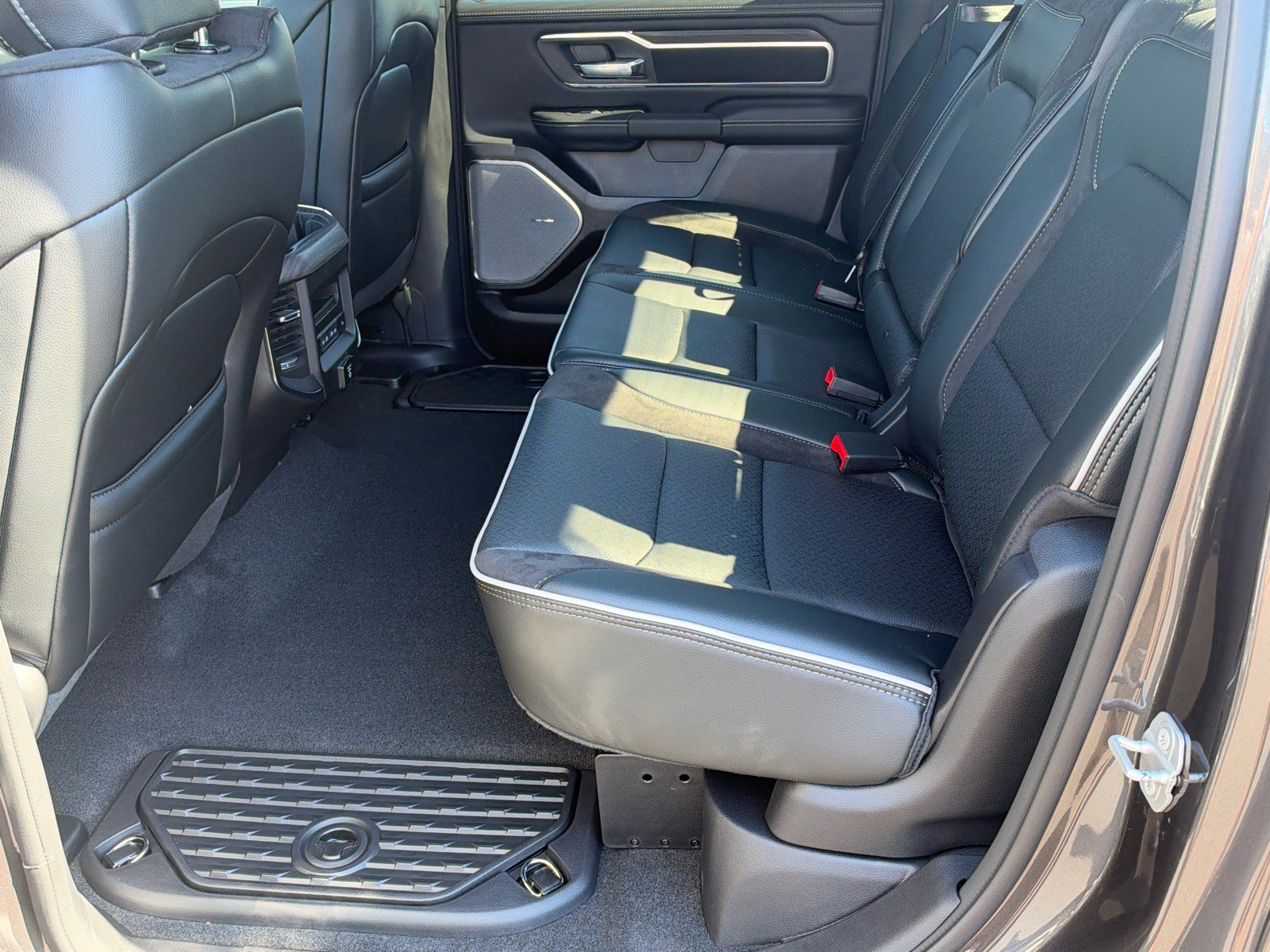 New 2027 RAM 1500 Laramie AWD/4WD image 20