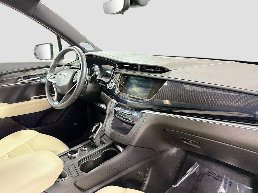 Certified 2024 Cadillac XT6 Sport w/ Technology Package AWD/4WD image 33