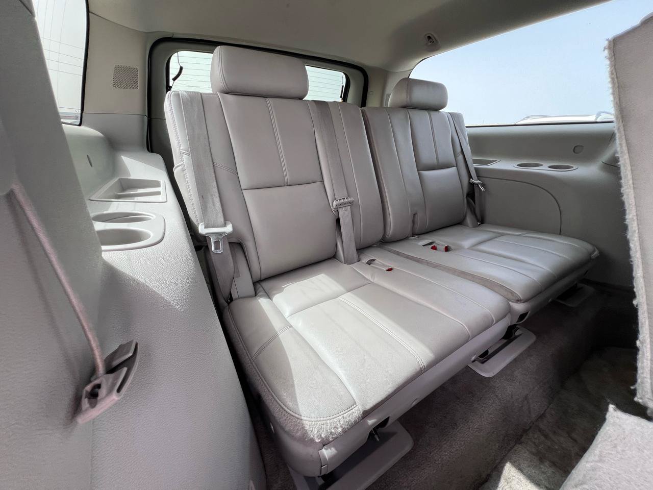 Used 2013 GMC Yukon XL SLT RWD image 36