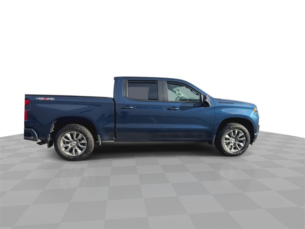 Used 2021 Chevrolet Silverado 1500 RST w/ LPO, Dark Essentials Package image 9