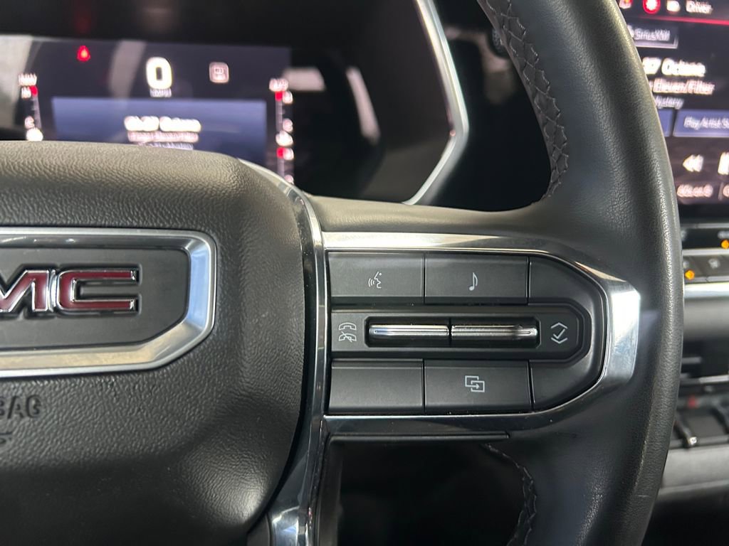 Used 2023 GMC Canyon Elevation image 18