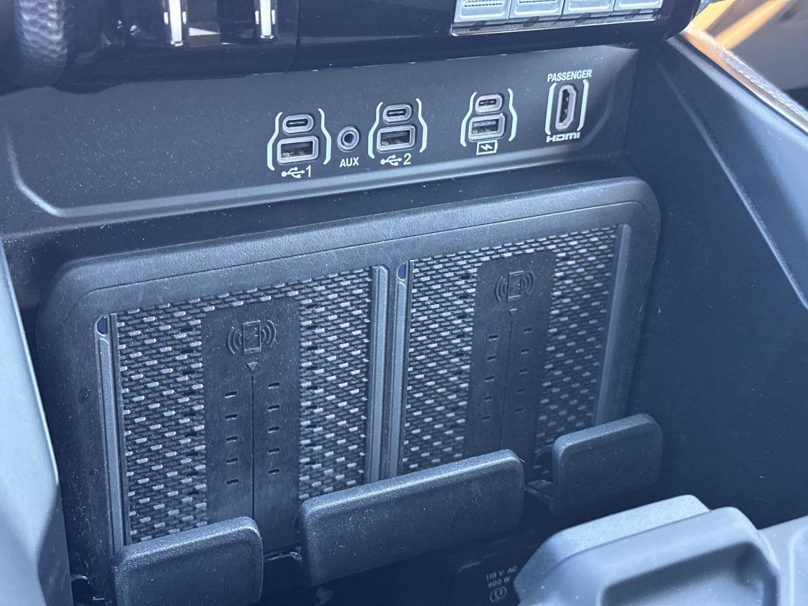 Used 2025 RAM 3500 Longhorn image 18