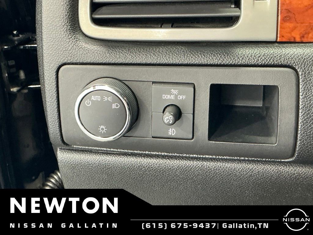 Used 2013 Chevrolet Avalanche LS w/ All-Star Edition RWD image 31