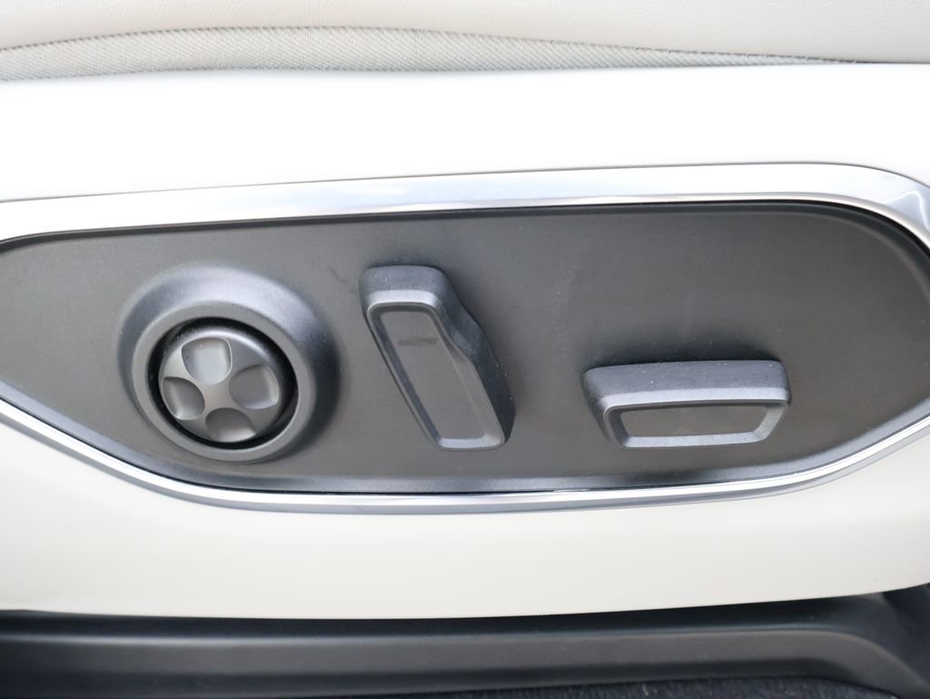 Used 2022 Jeep Wagoneer Series II image 40