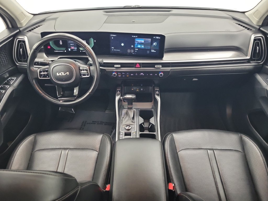 Used 2024 Kia Sorento S AWD/4WD image 13