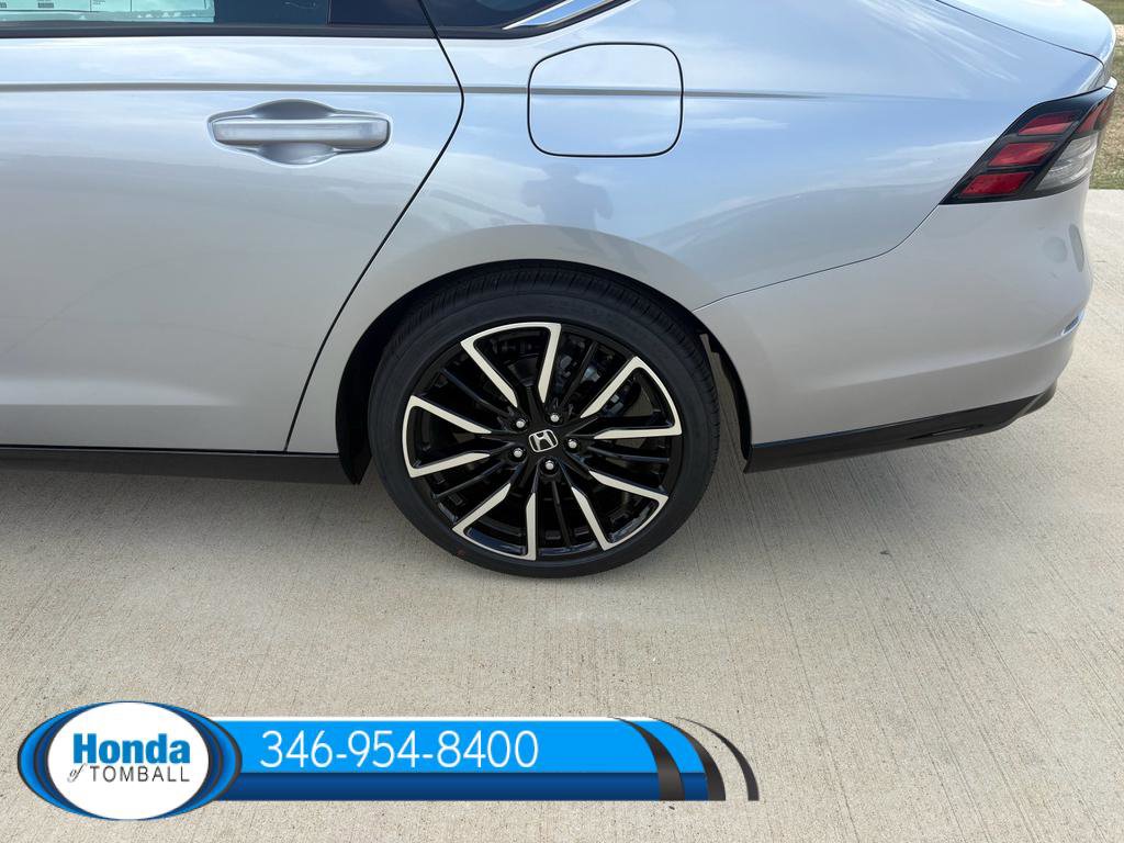 New 2026 Honda Accord Hybrid Touring image 19