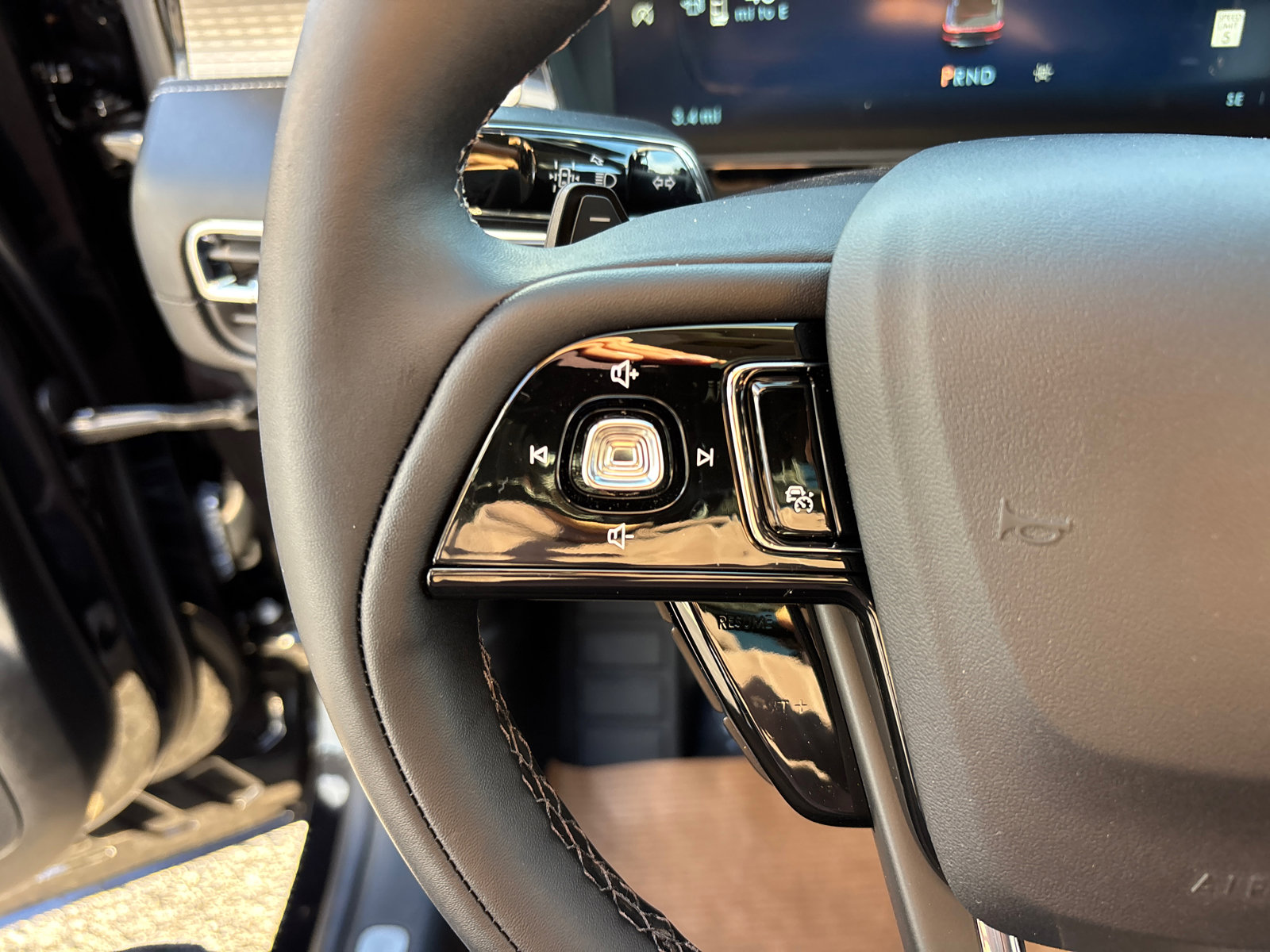 New 2026 Lincoln Corsair Premiere image 17