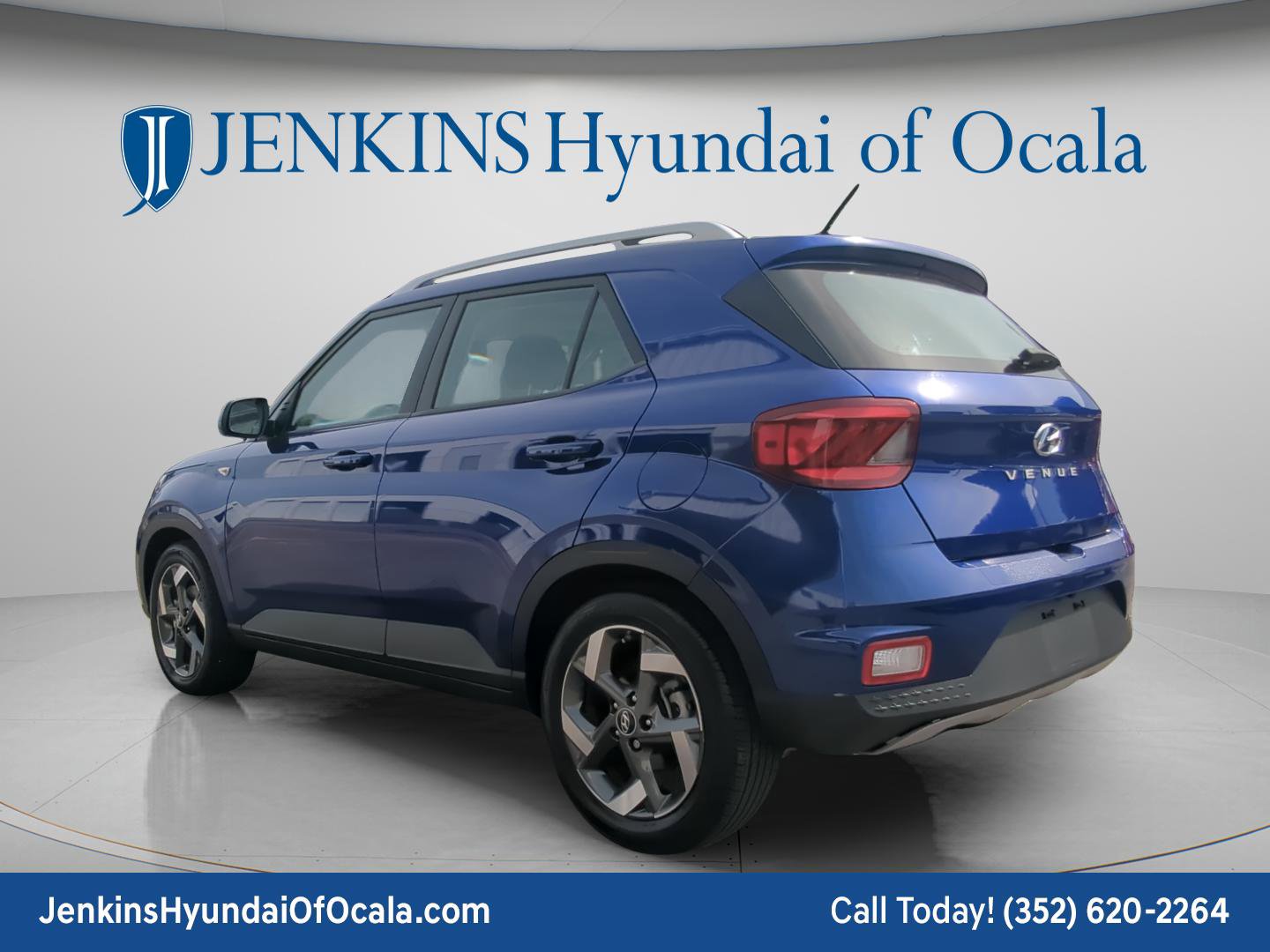 Certified 2023 Hyundai Venue SEL image 6