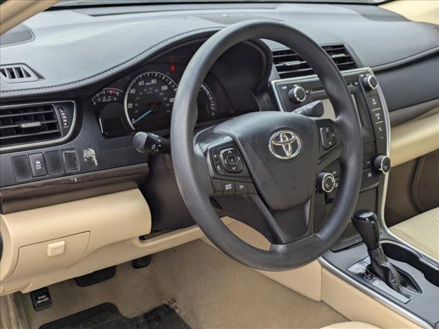 Used 2015 Toyota Camry LE w/ Four Season Floor Mat Package image 9