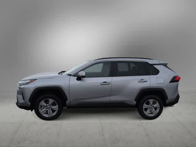 Used 2023 Toyota RAV4 XLE w/ Convenience Package AWD/4WD image 5