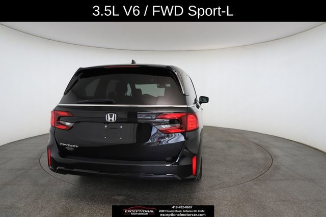 Used 2025 Honda Odyssey Sport-L image 16