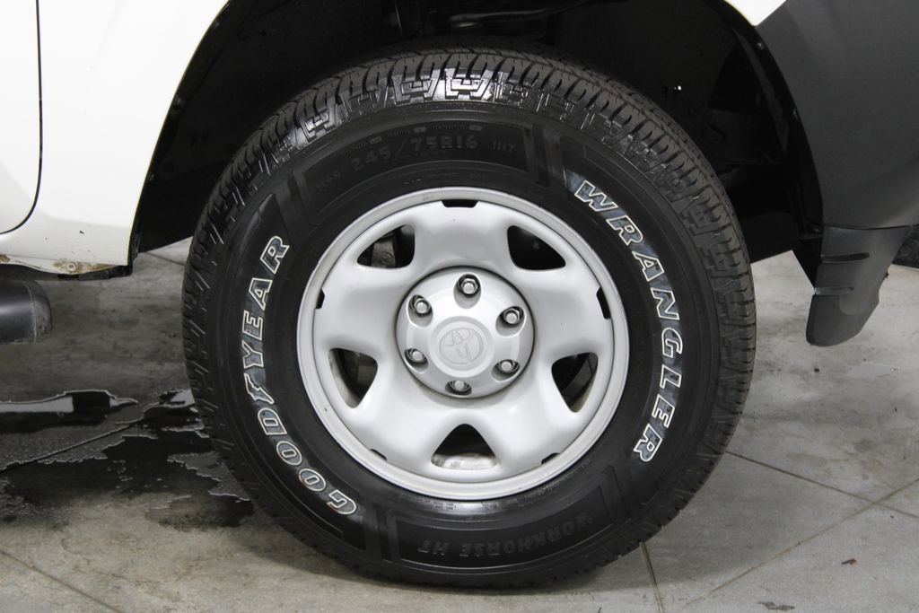 Used 2023 Toyota Tacoma SR RWD image 13