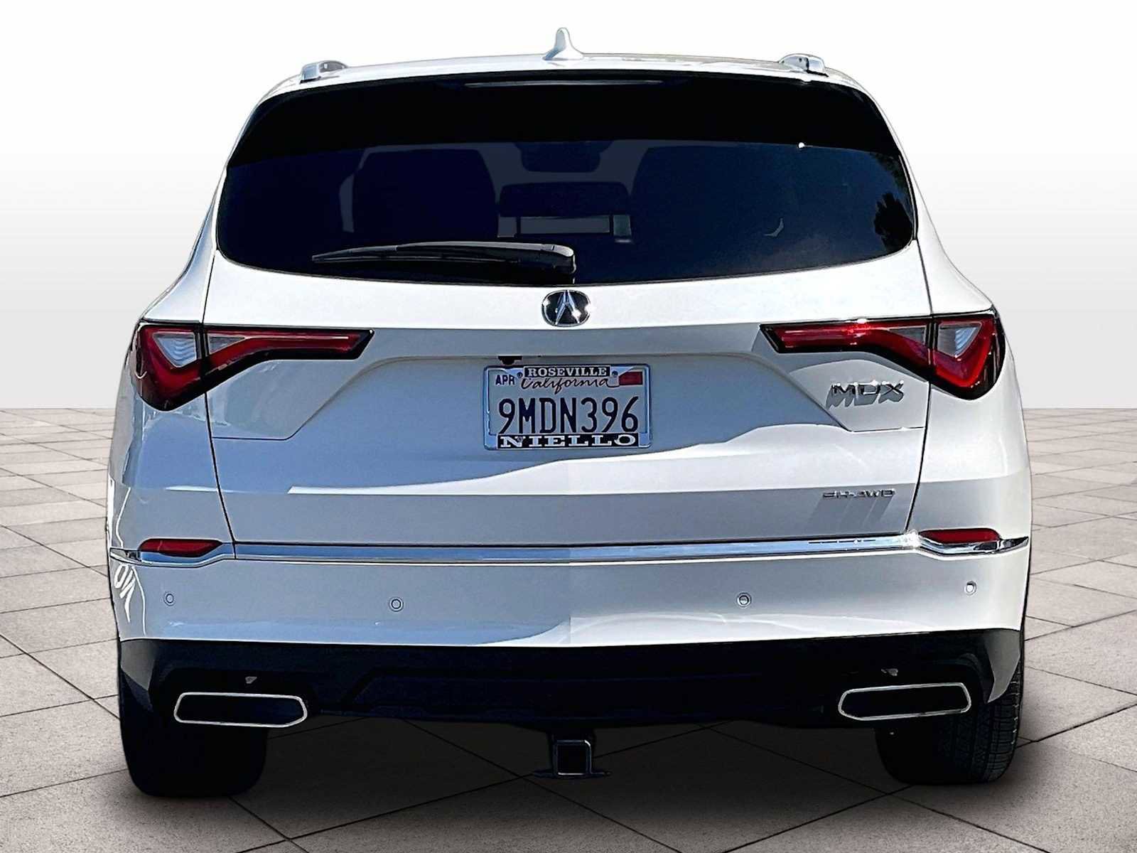 Used 2024 Acura MDX SH-AWD w/ Advance Package image 7