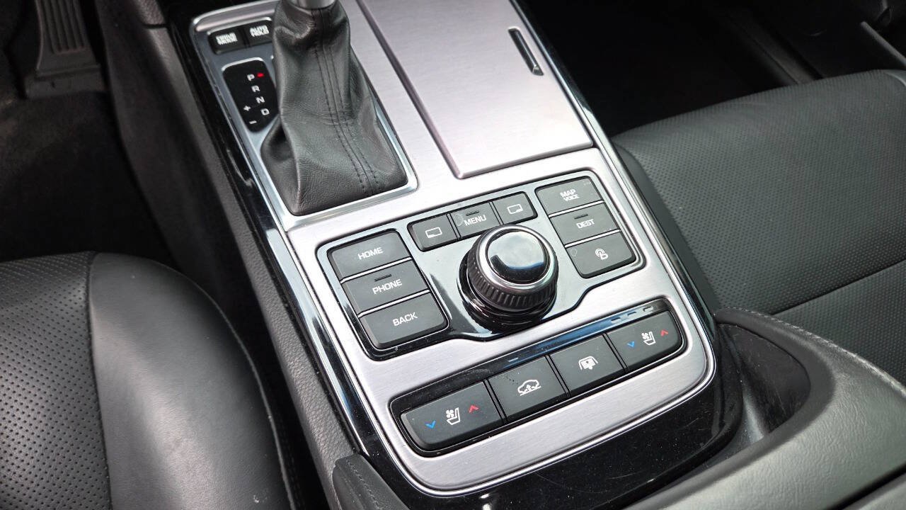 Used 2015 Hyundai Equus Signature RWD image 57