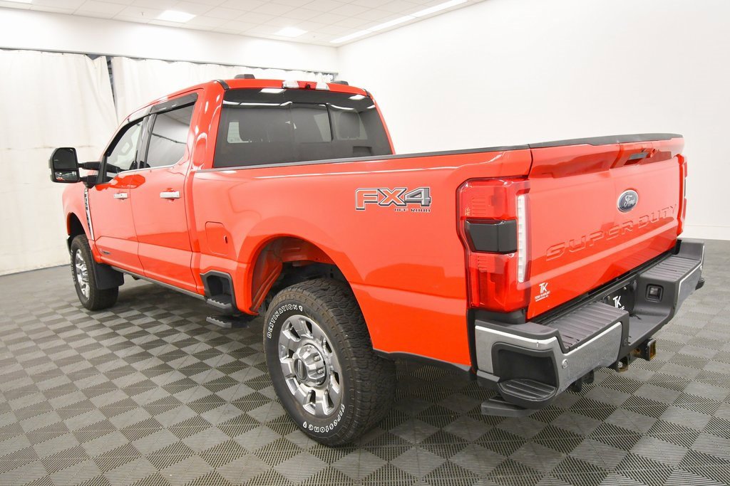 Used 2023 Ford F350 Lariat w/ Lariat Ultimate Package image 5