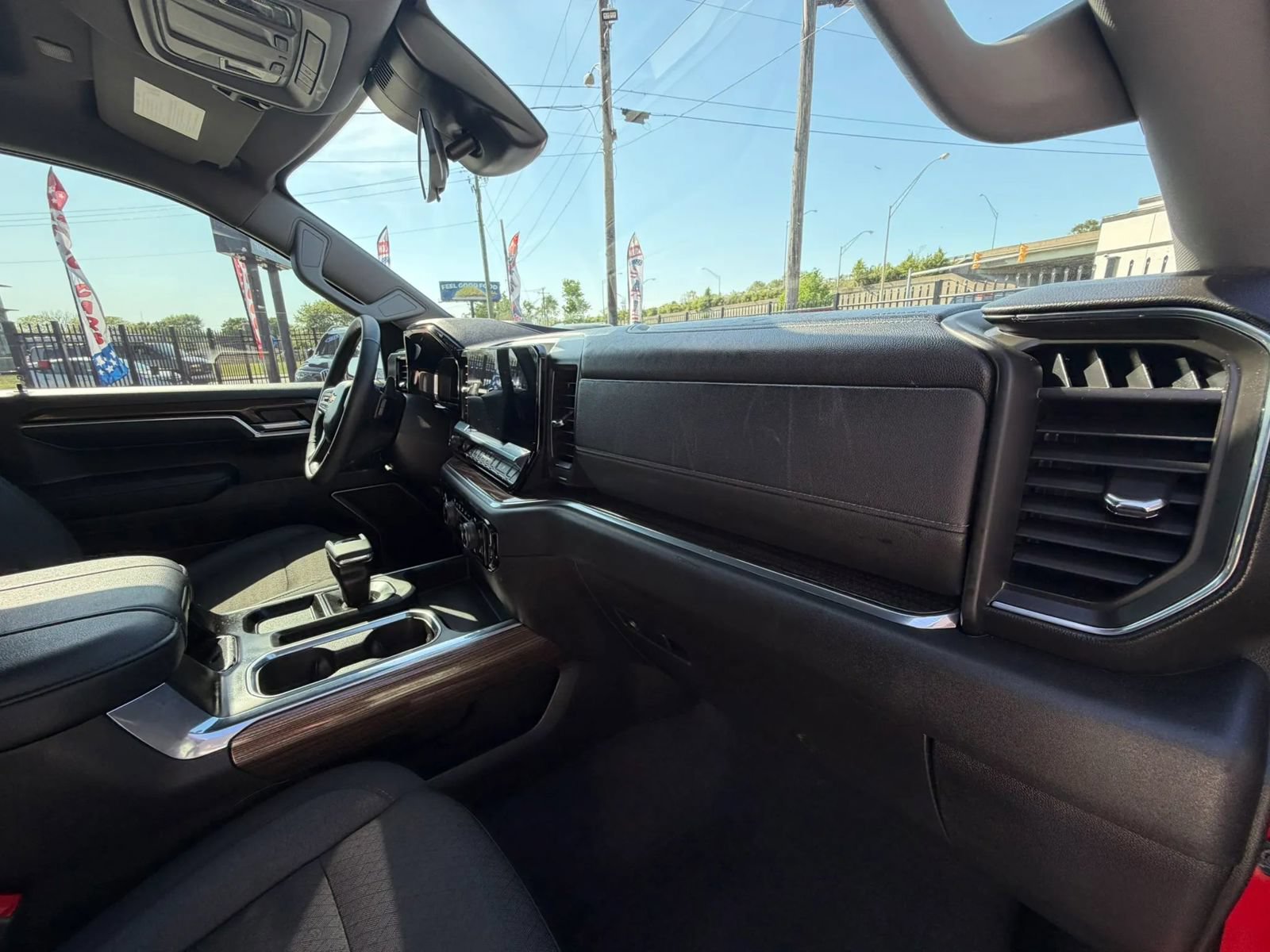 Used 2024 Chevrolet Silverado 1500 LT w/ Protection Package AWD/4WD image 48
