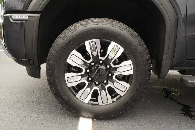 Used 2024 GMC Sierra 2500 Denali w/ Denali Reserve Package AWD/4WD image 46