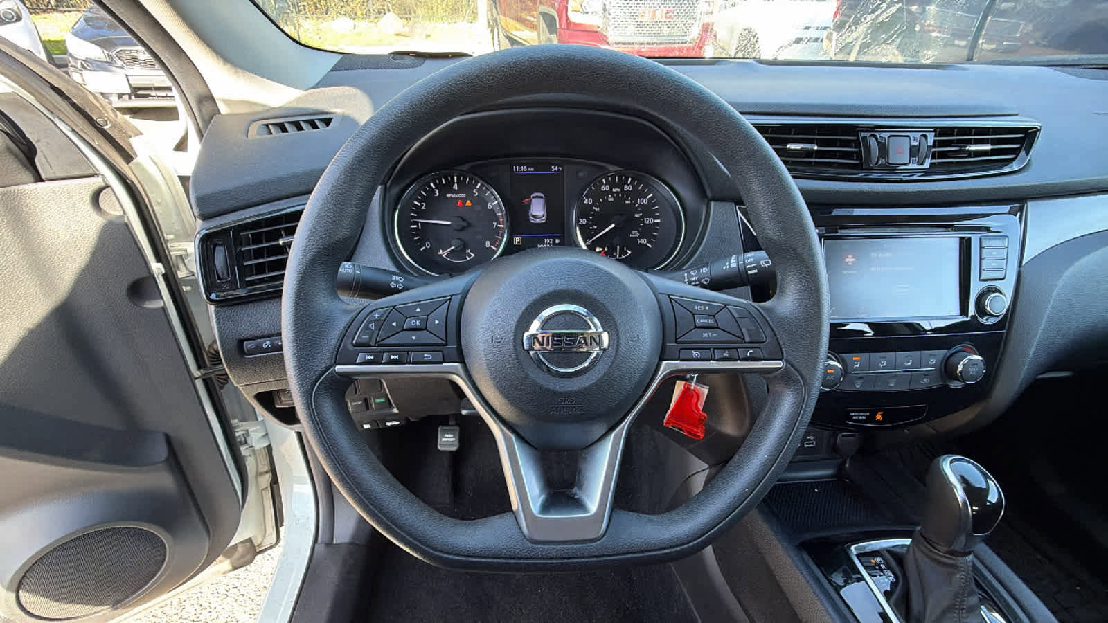 Used 2022 Nissan Rogue Sport S image 15