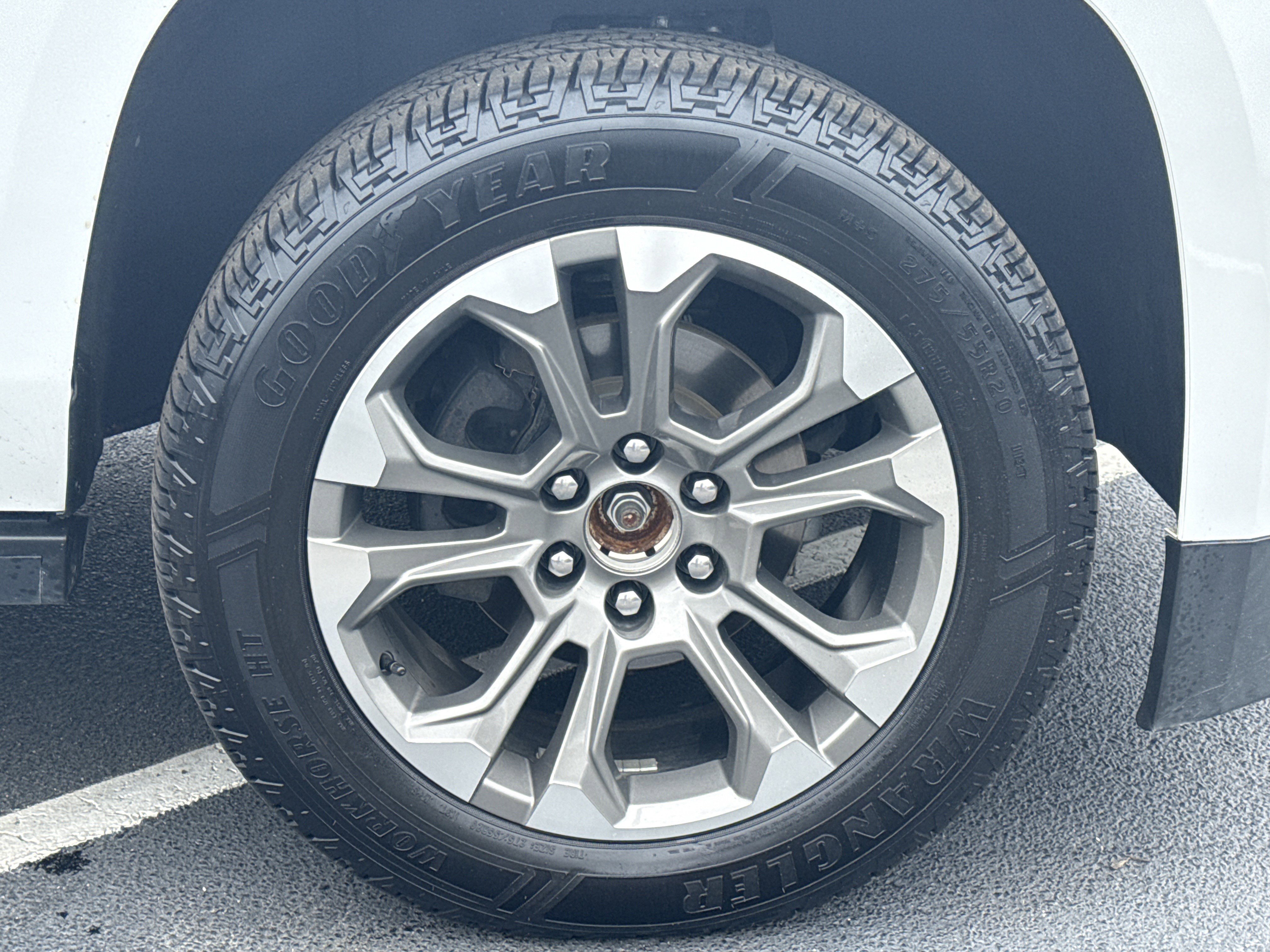 Used 2020 Chevrolet Tahoe Premier w/ Premier Plus Edition AWD/4WD image 13