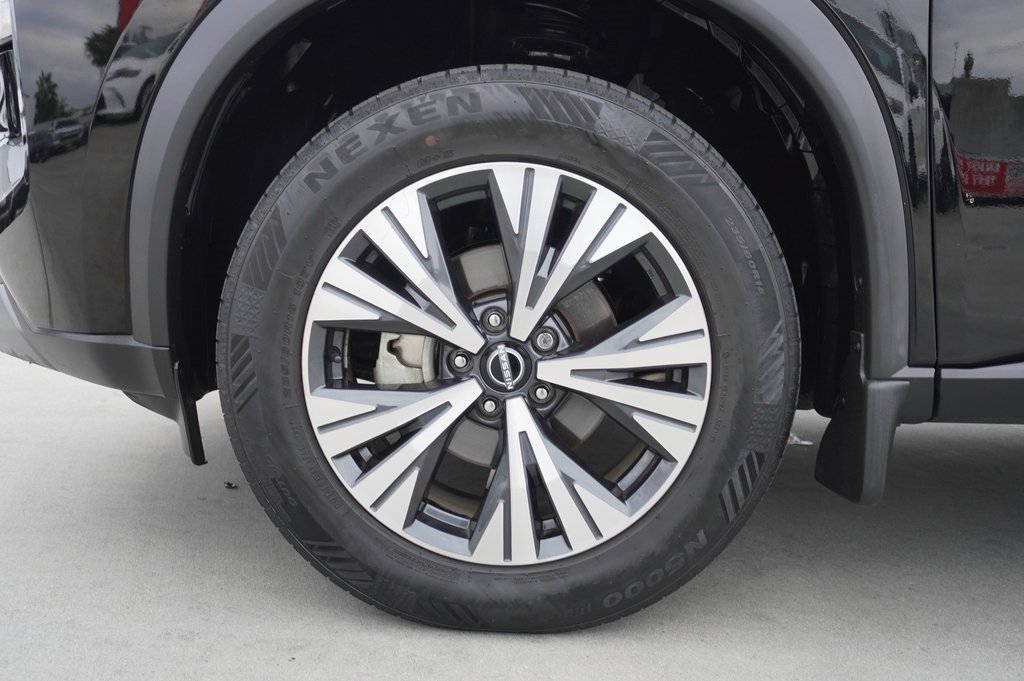 Used 2022 Nissan Rogue SV image 21