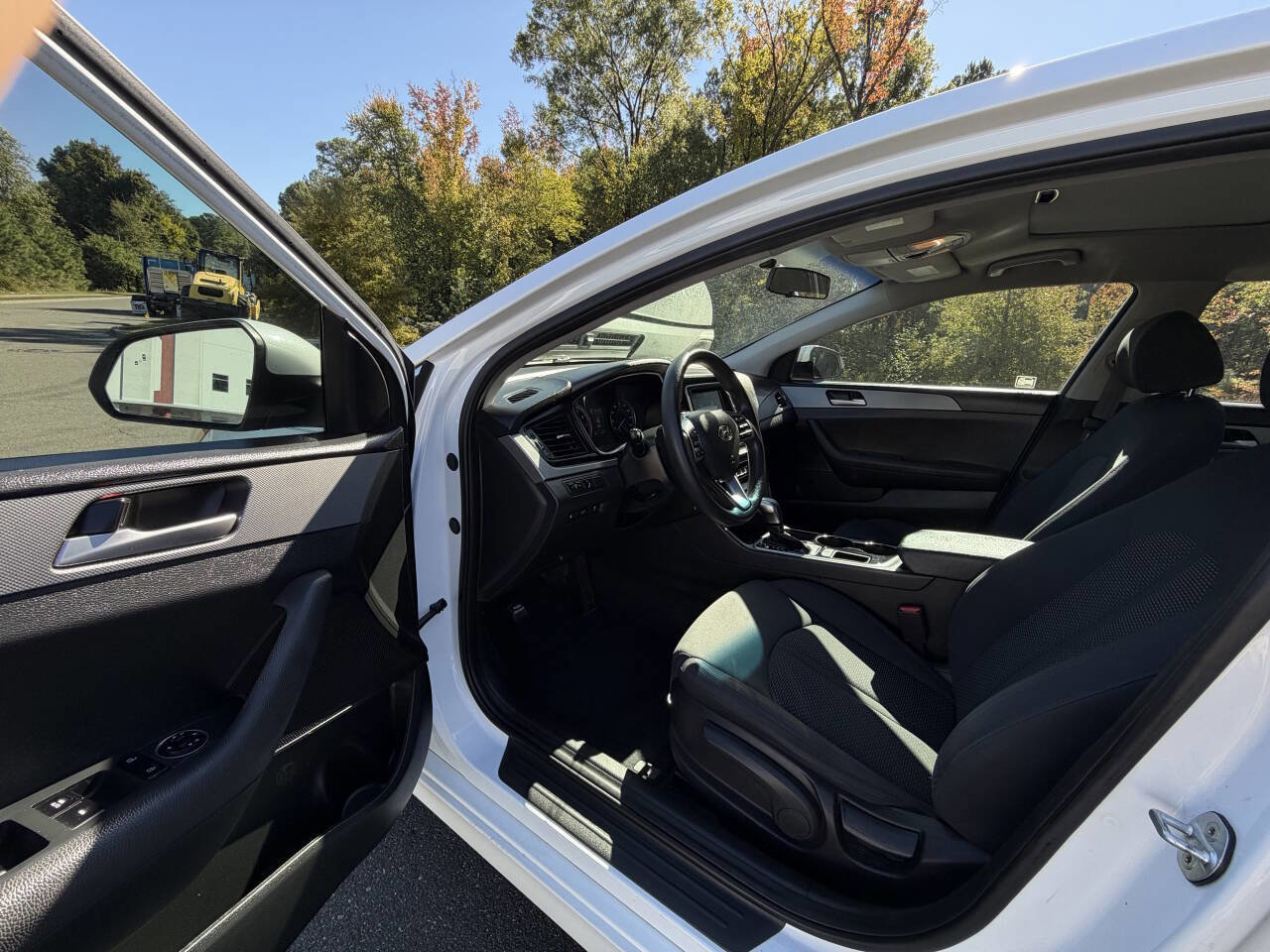 Used 2019 Hyundai Sonata SE image 12