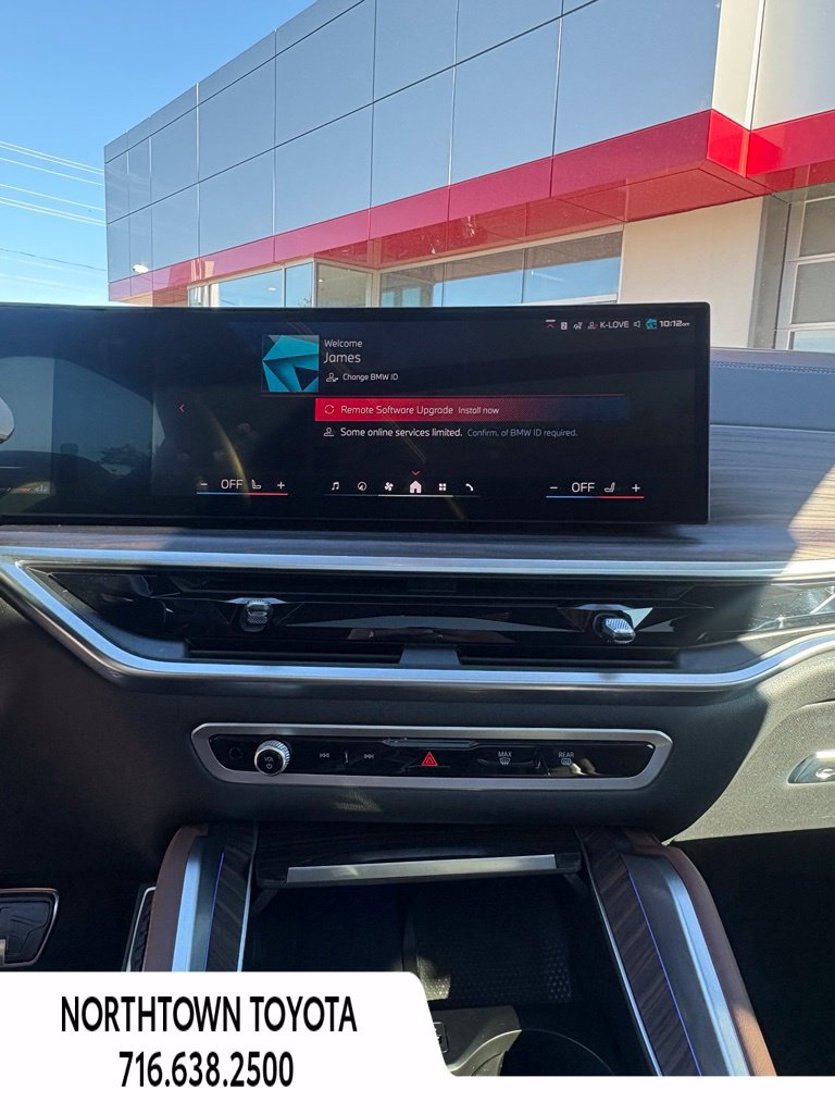 Used 2024 BMW X6 M60i AWD/4WD image 17