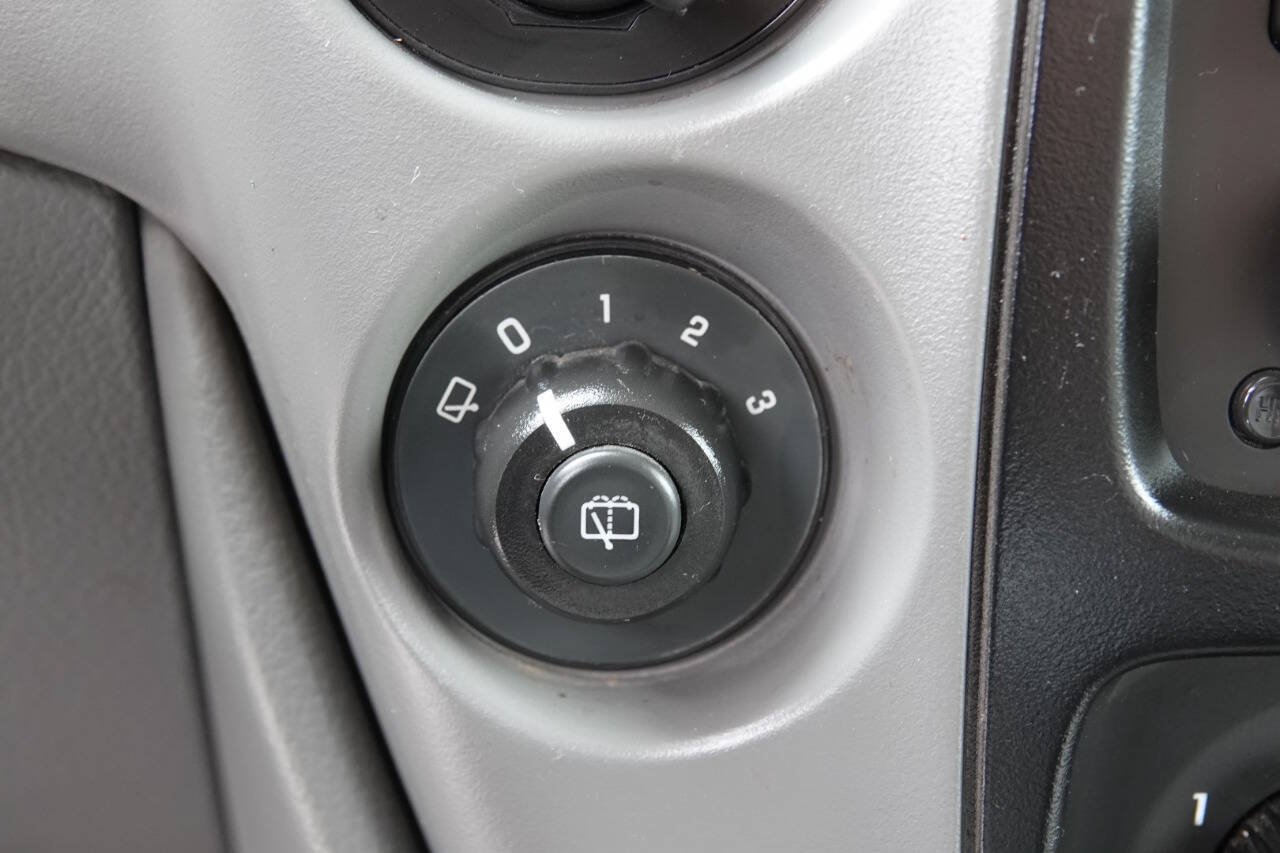 Used 2007 Chevrolet TrailBlazer LS w/ LS Preferred Equipment Group AWD/4WD image 79