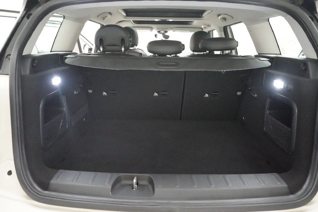 Used 2016 MINI Cooper Clubman FWD image 10