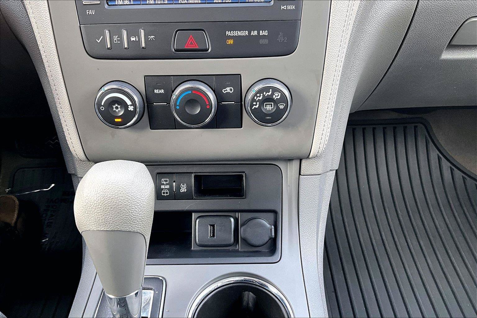 Used 2017 Chevrolet Traverse LS AWD/4WD image 34