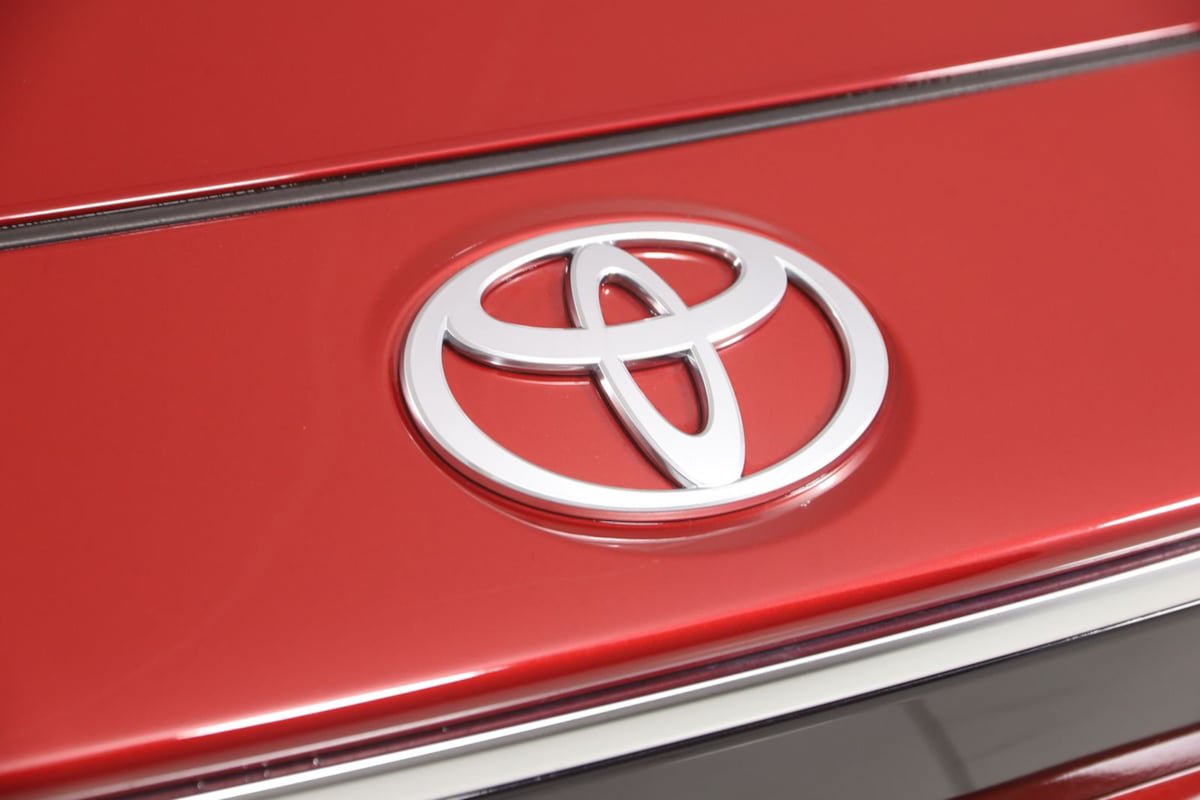 Used 2023 Toyota bZ4X AWD w/ Weather Package image 17