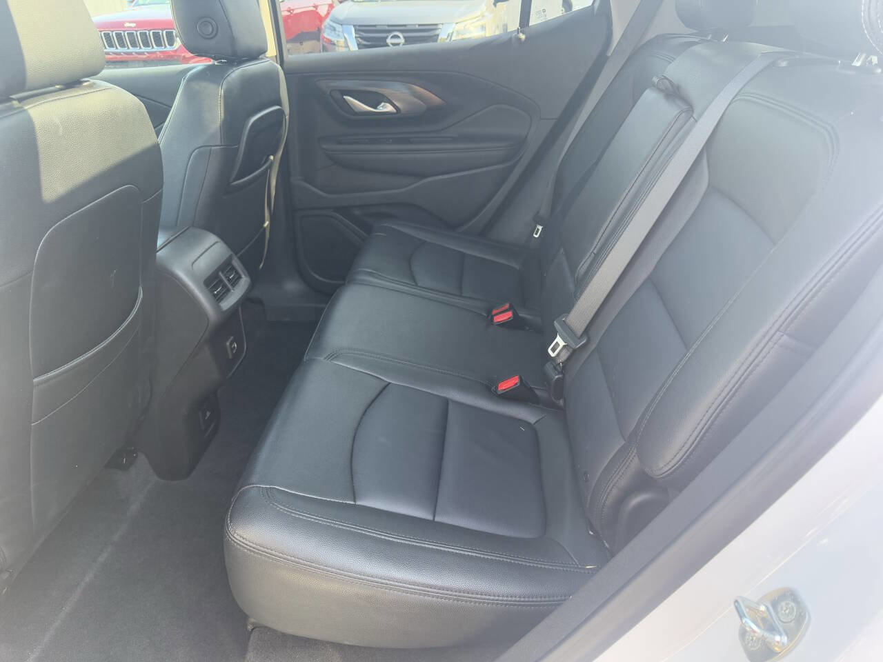 Used 2022 GMC Terrain SLE w/ Driver Convenience Package image 18