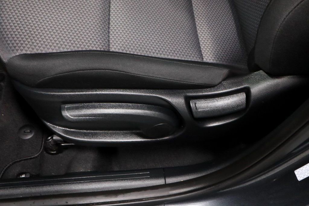 Used 2025 Kia Soul LX image 23