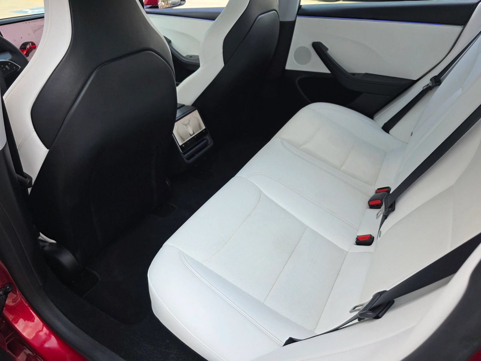 Used 2025 Tesla Model 3 Performance AWD/4WD image 32