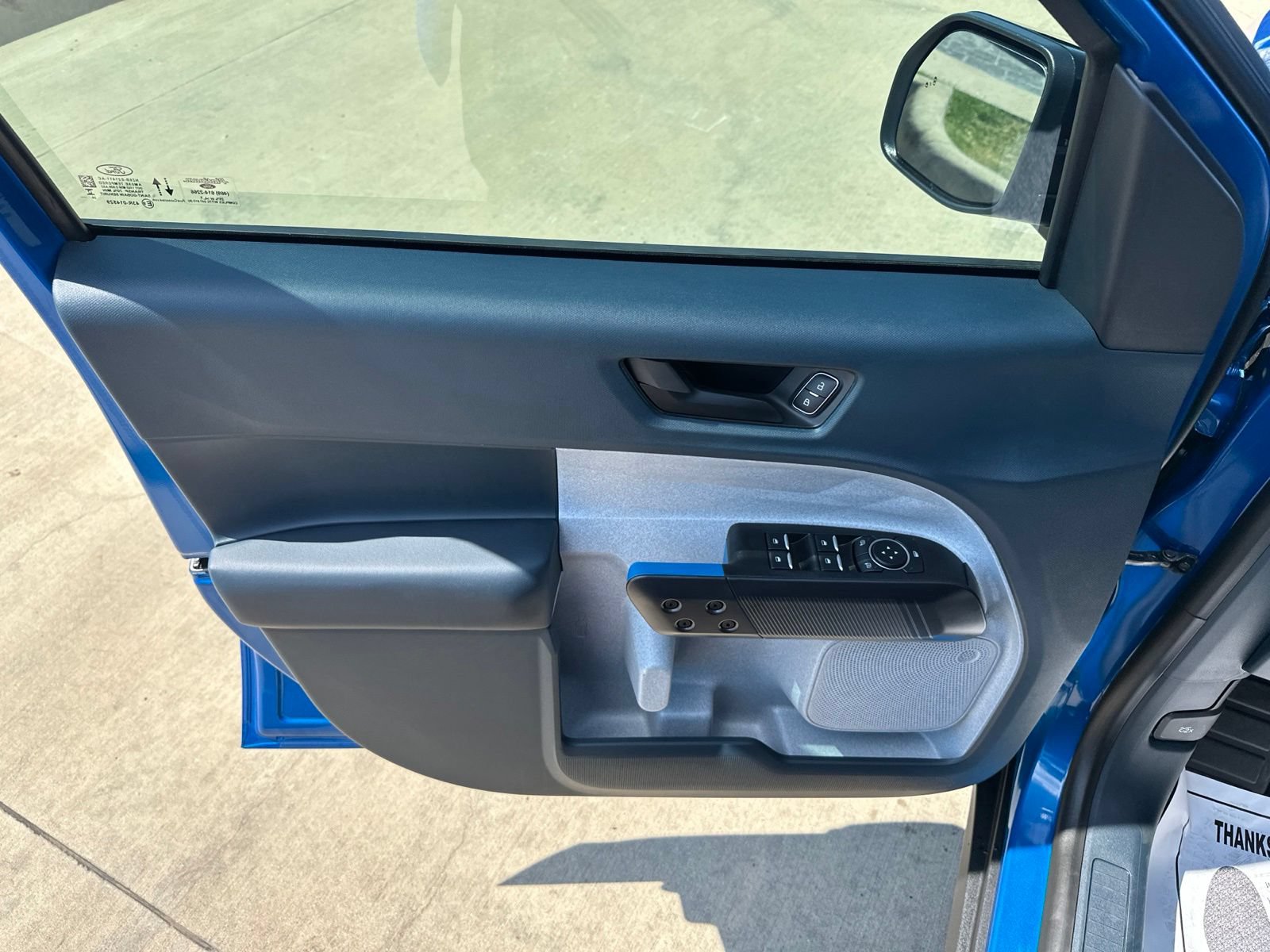 New 2026 Ford Maverick XLT w/ XLT Luxury Package FWD image 18