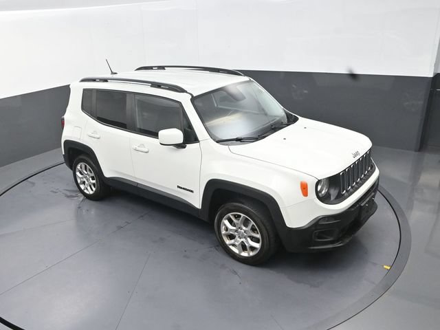 Used 2017 Jeep Renegade Latitude AWD/4WD image 23