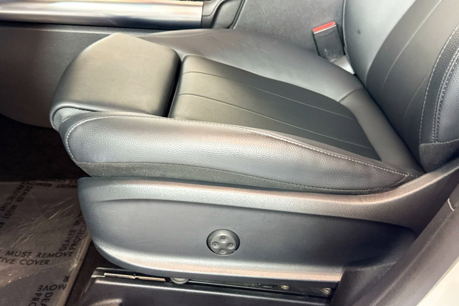 Certified 2022 Mercedes-Benz GLA 250 w/ Premium Package Lite image 18