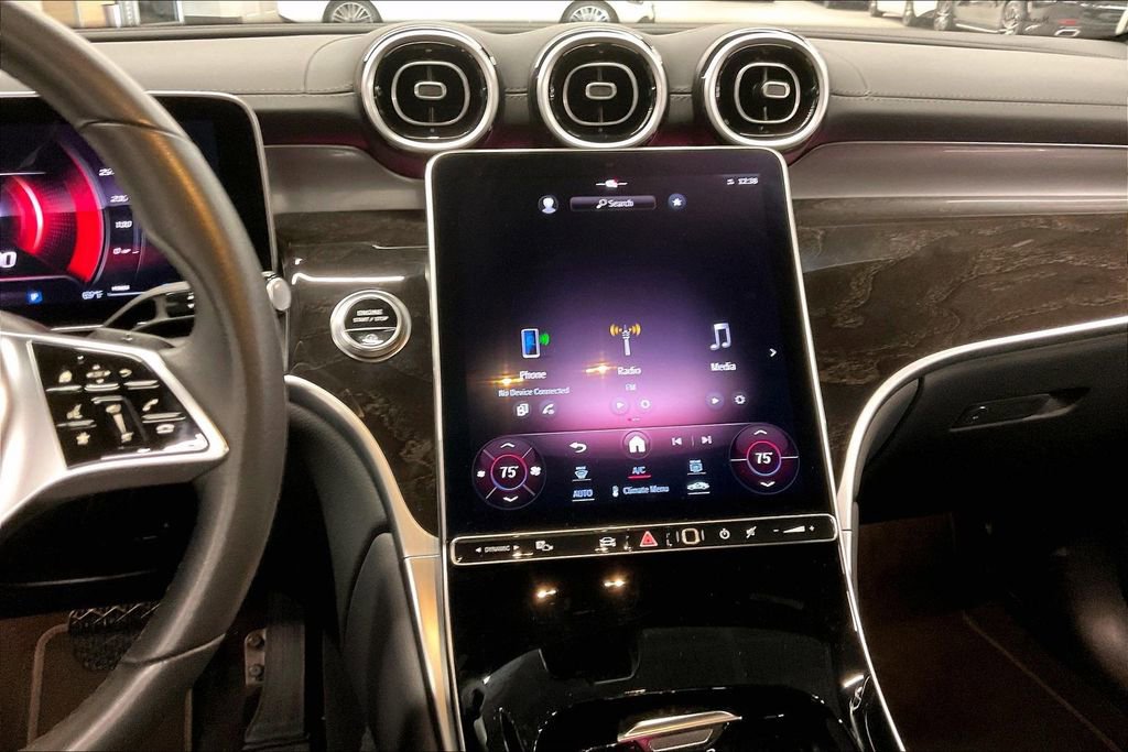 Certified 2024 Mercedes-Benz GLC 300 4MATIC image 6